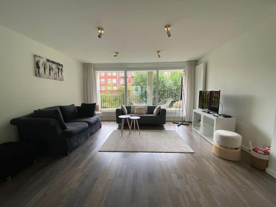 Recent En Lichtrijk Duplex-Appartement Te Вендуйне Экстерьер фото