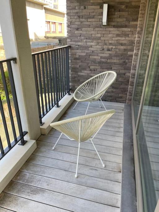 Recent En Lichtrijk Duplex-Appartement Te Вендуйне Экстерьер фото