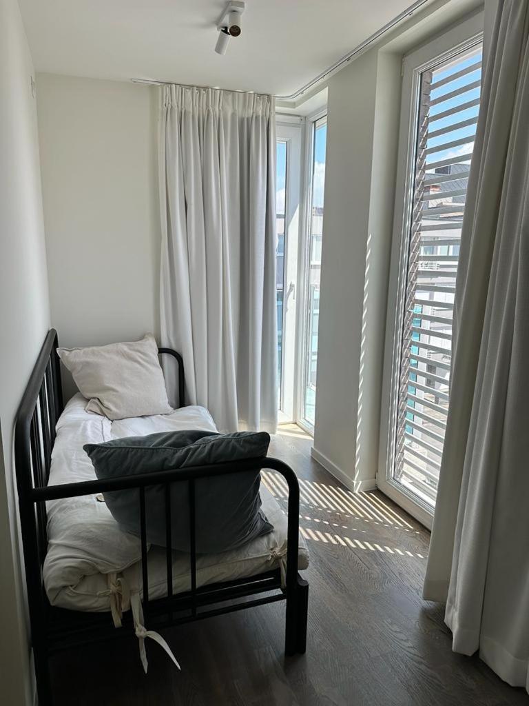 Recent En Lichtrijk Duplex-Appartement Te Вендуйне Экстерьер фото